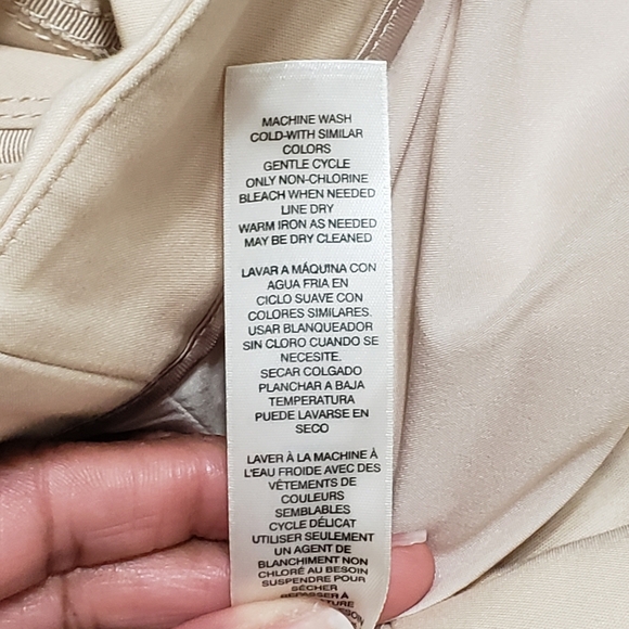 White House Black Market Perfect Form Pencil Skirt Cream Sz 10 Career Business - Picture 11 of 11